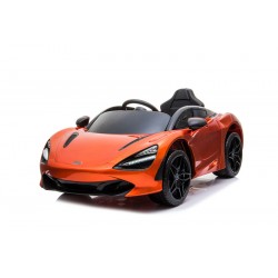 Véhicule électrique orange MCLAREN 720S