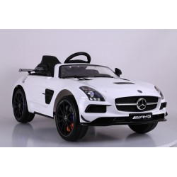 Véhicule électrique blanc MERCEDES BENZ SLS AMG