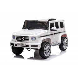 Véhicule électrique blanc MERCEDES BENZ G500