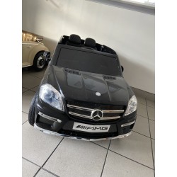 Véhicule électrique noir MERCEDES-BENZ GL63 AMG